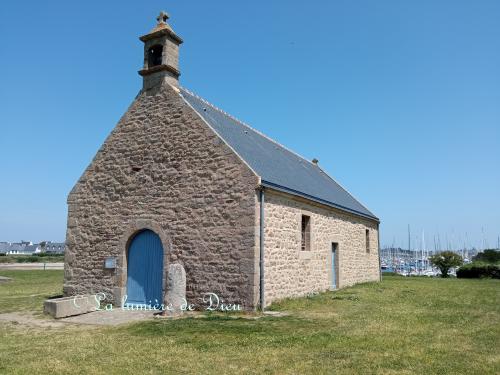 Arzon, la chapelle Notre-Dame du Croisty