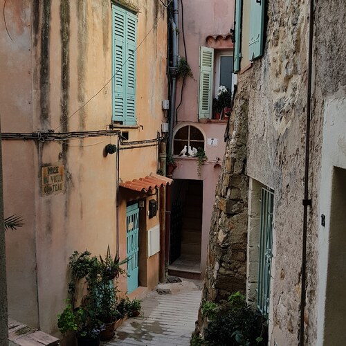 Menton, la French Riviera