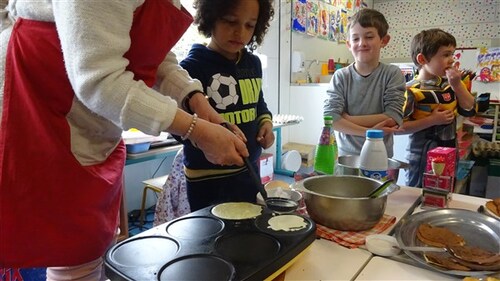 En GS des crêpes pour les anniversaires