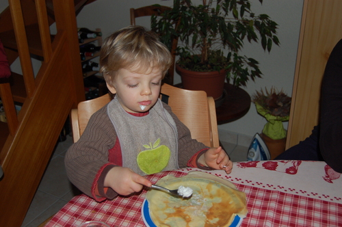 "Manger les crêpes!"