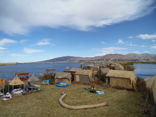 Lac Titicaca (de l'autre côté) ;-)