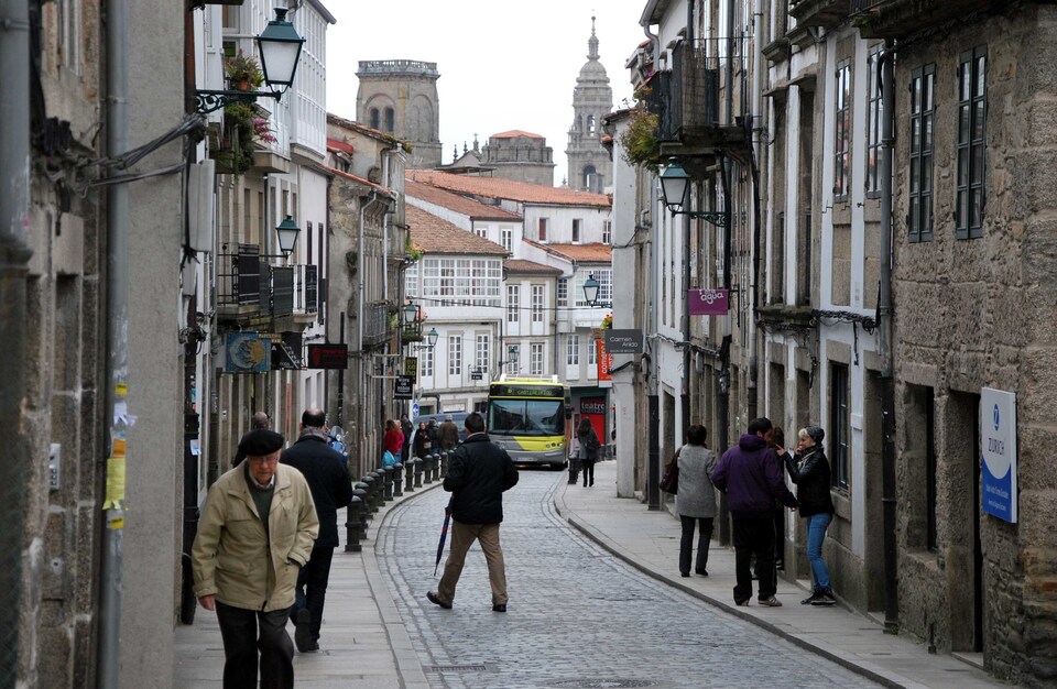 J53 - Santiago - Dans la rua das casas reals dans la vieille ville