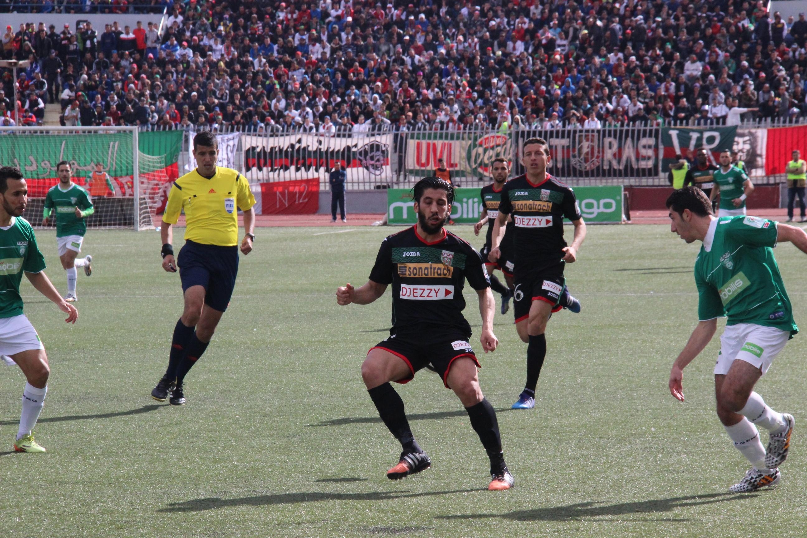 Mardi 24.02.2015 à Zabana match avancé ASMO-MCA 2-1