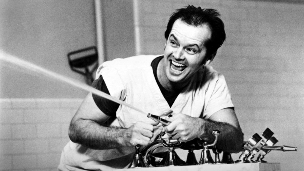 Vol Au Dessus D Un Nid De Coucou De Milos Forman Une Satire De L Hopital Psychiatrique Folie Et Espoir