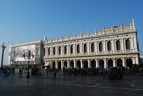 Bibliotheque-Nationale-Marciana---Venise---sept-2011.jpg