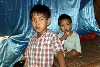 Blog de images-du-pays-des-ours :Images du Pays des Ours (et d'ailleurs ...), La der de Banlung: portraits d'enfants- Rattanakiri - Cambodge