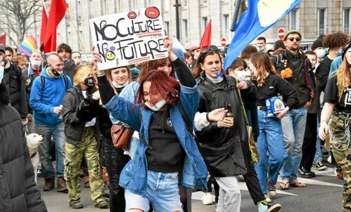 Trois manifestations ce samedi 20 mars à Brest : celle du forum social pour l'anniversaire de la commune, celle contre la loi sécurité globale