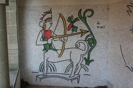 83061 - Fréjus-Céramique Cocteau 1.jpg