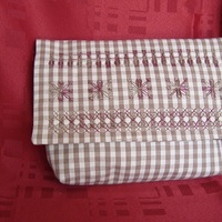 Trousse broderie suisse