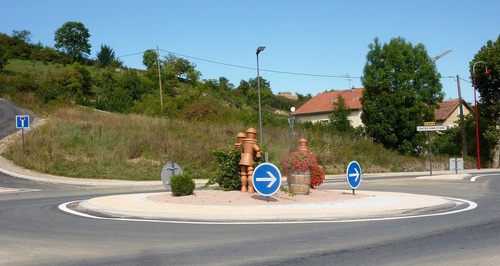 Rond-point  : ISPAGNAC