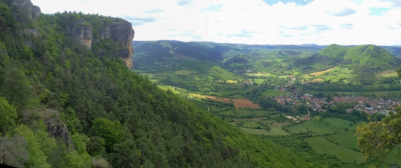 De Nant à Vellas par le Roc Nantais