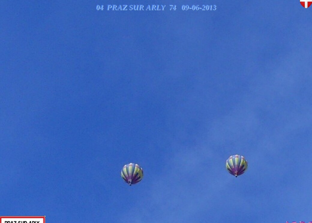 VACANCES: 2013 PRAZ SUR ARLY 74 montgolfières   28/07/2013