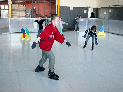 La patinoire a repris du service, salle Désiré Vêque, pour les vacances d'hiver 2013...