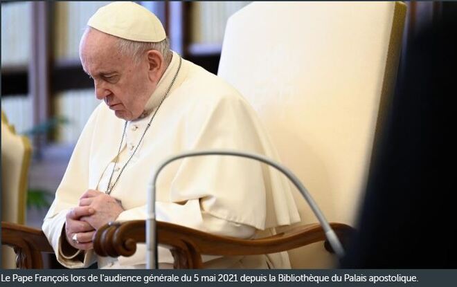 Pape François - la contemplation est un grand miracle chrétien