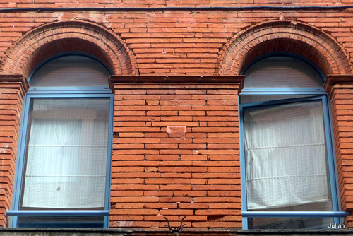 Toulouse : portes et fenêtre