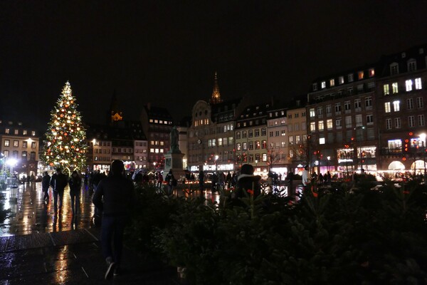 De place en place, les marchés de Noël à Strasbourg