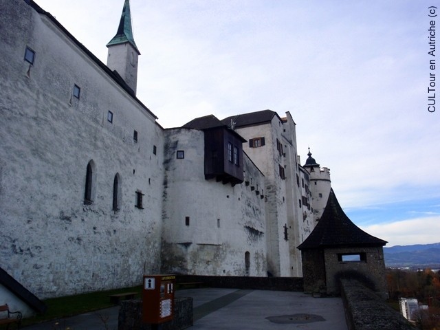 Chateau-du-Haut-Salzbourg.JPG