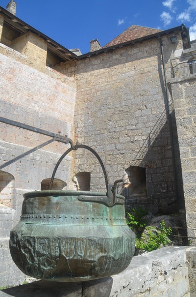 Vacances jurassiennes avec Arlette : visite du château de Joux