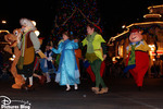 Magic Kingdom (Florida) - Mickey's Once Upon A Christmastime Parade