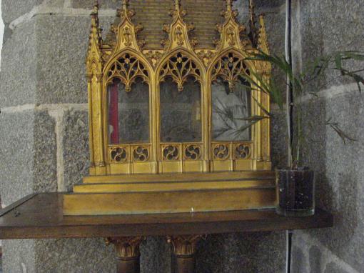 Saint-Germain le Scot Reliquaire Eglise Saint-Germain de Flamanville (2) ERNOUF Annie.JPG