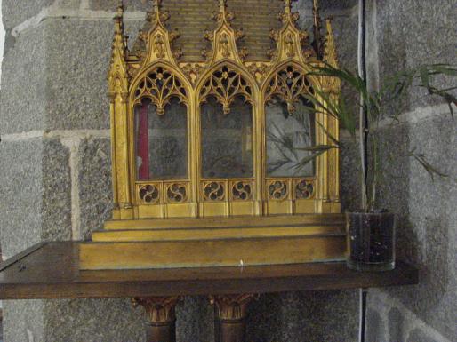 Saint-Germain le Scot Reliquaire Eglise Saint-Germain de Flamanville (2) ERNOUF Annie.JPG