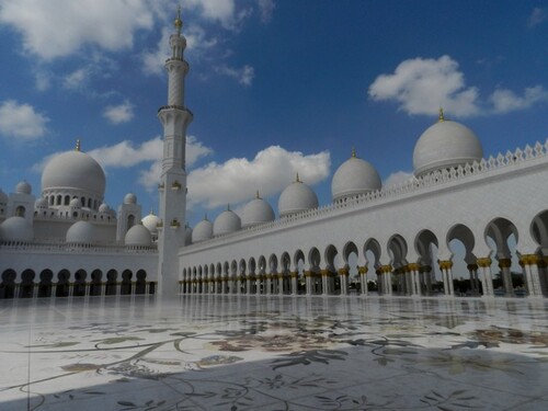UAE Abu Dhabi La grande mosquée