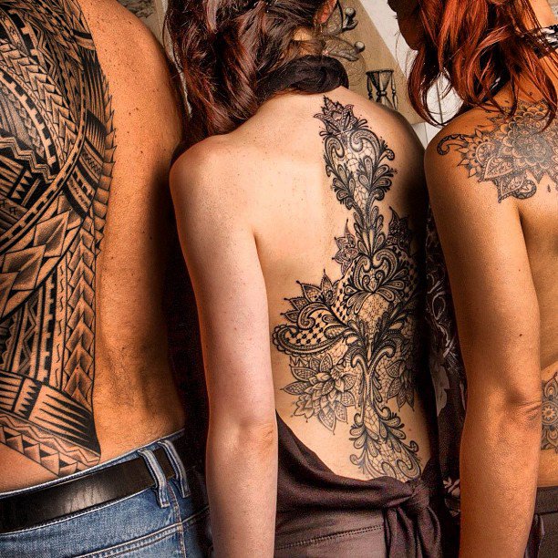 rencontre tatouage piercing