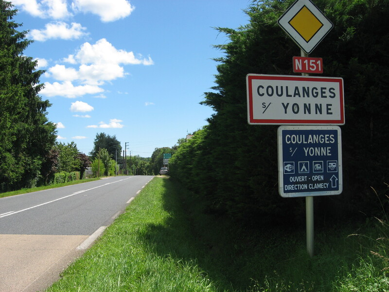 COULANGES-SUR-YONNE  (89)