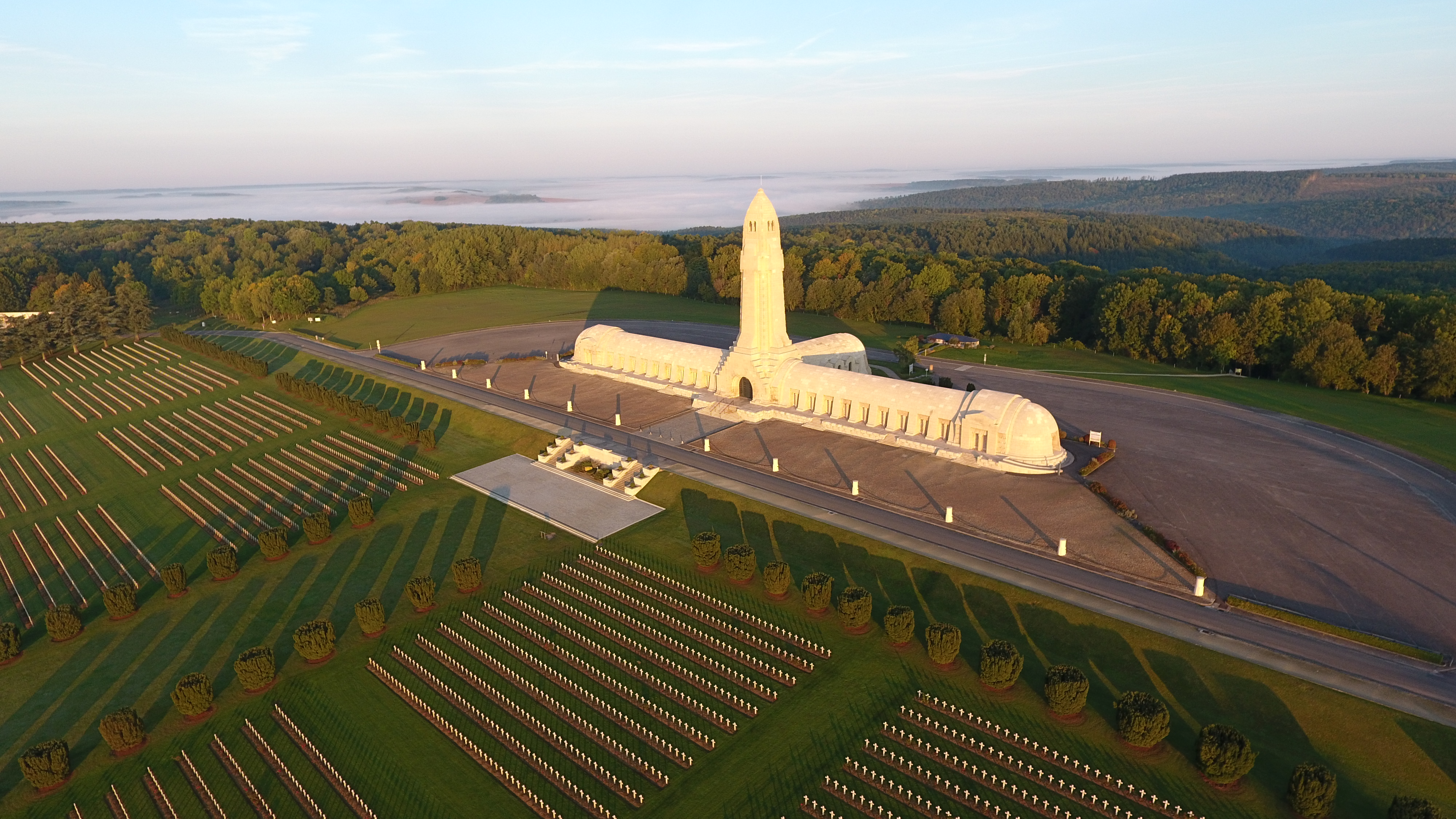 Ossuaire de Douaumont - Souvenez-vous de Verdun