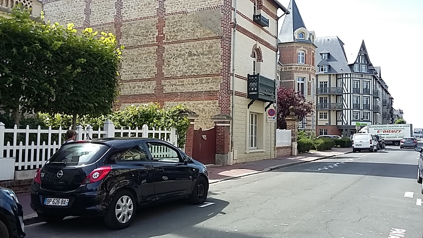 Deauville - suite la ville  - 