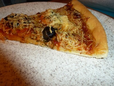 pizza-tomate-crevette-coriandre--1-.JPG
