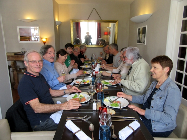 Un agréable repas a réuni les adhérents de Villages Anciens-Villages d'Avenir à Arc en Barrois