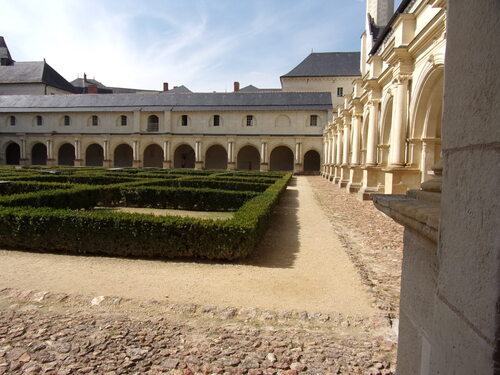 Abbaye de Fontevraud (2).