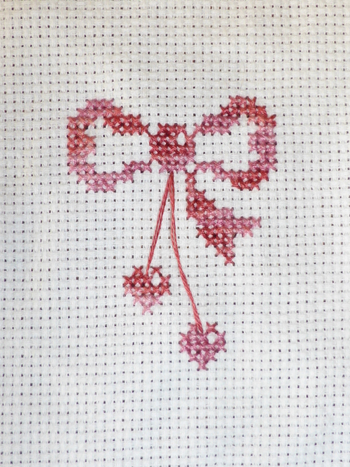 Petite broderie pour une future ATC