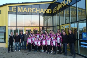 LE MARCHAND