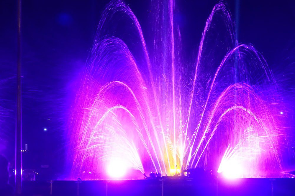 La première Fête de la lumière à Arès, un spectacle féérique...