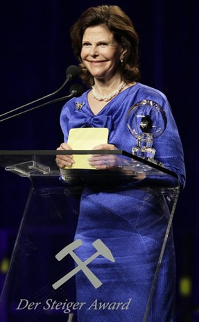 La reine Silvia de Suède reçoit le prix Steiger