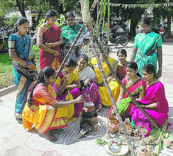 Thamizhar Thirunal: Fête de Pongal, fête des moisssons, nouvel an Tamil