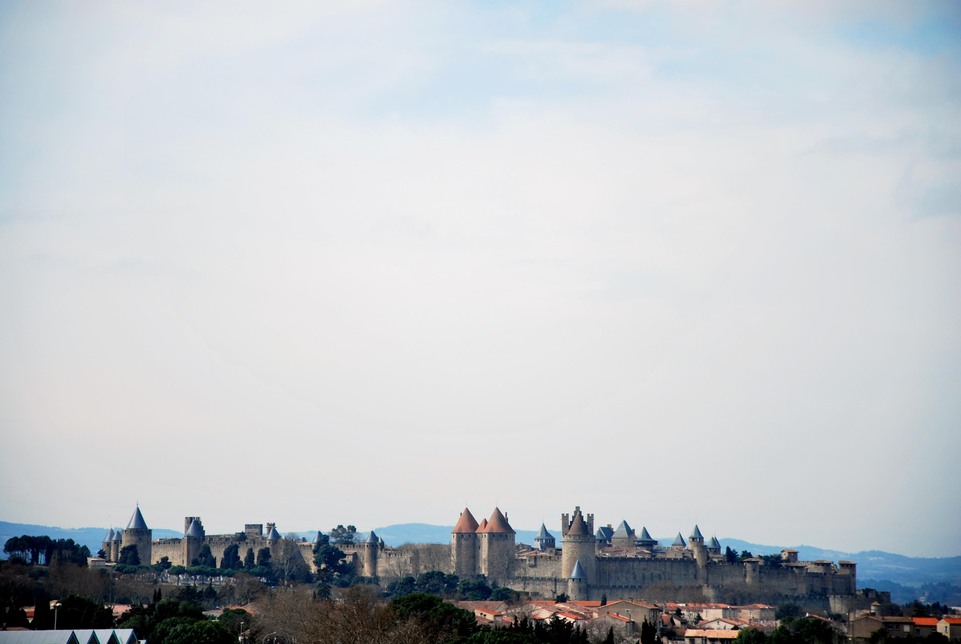 J8 - Les tours de la Cité de Carcassonne vues de Berriac