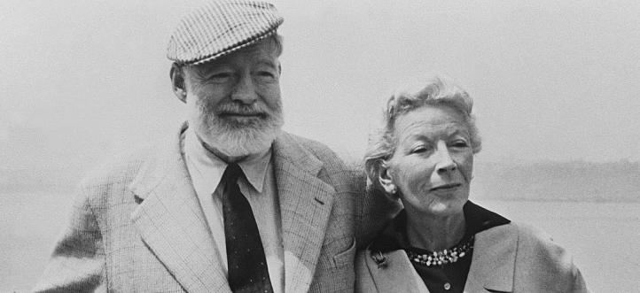 Ernest Hemingway et sa femme dans les années 1960 I AFP Ernest Hemingway et sa femme dans les années 1960 I AFP