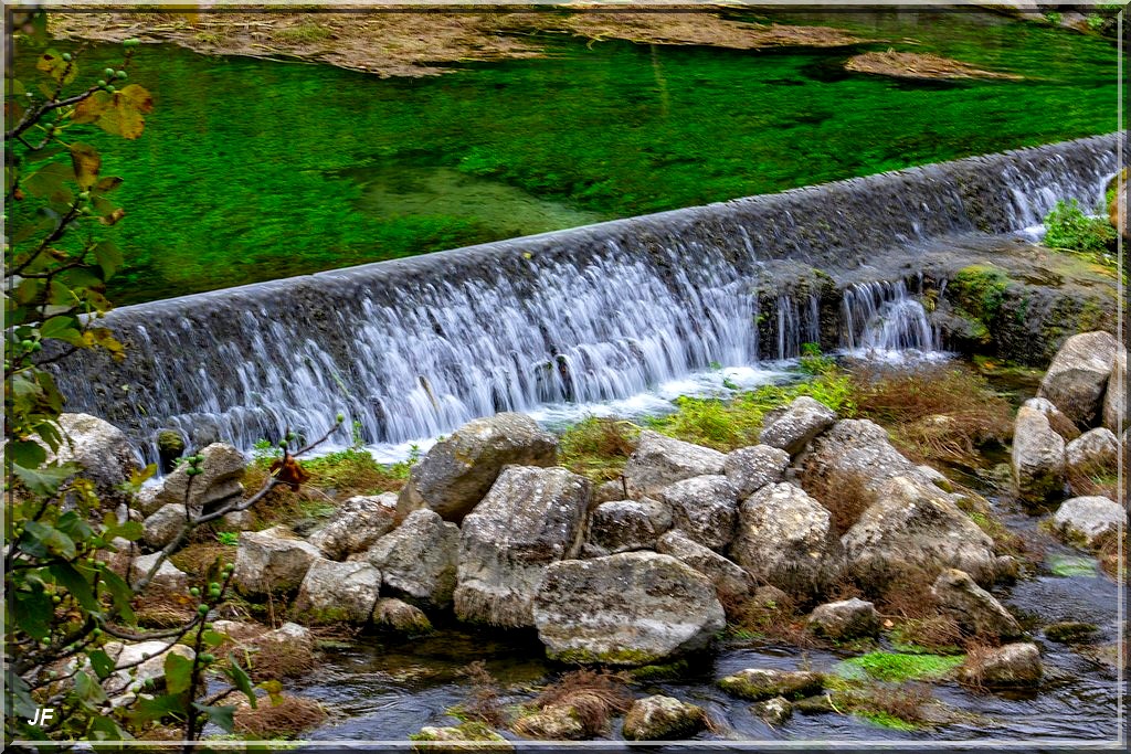 1026 - Fontaine de Vaucluse (84)