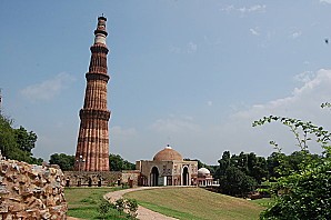 delhi-minaret-Qutb-minar---3-