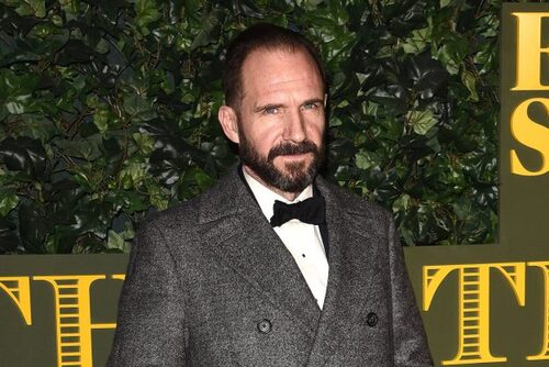 Ralph Fiennes adopte la double nationalité