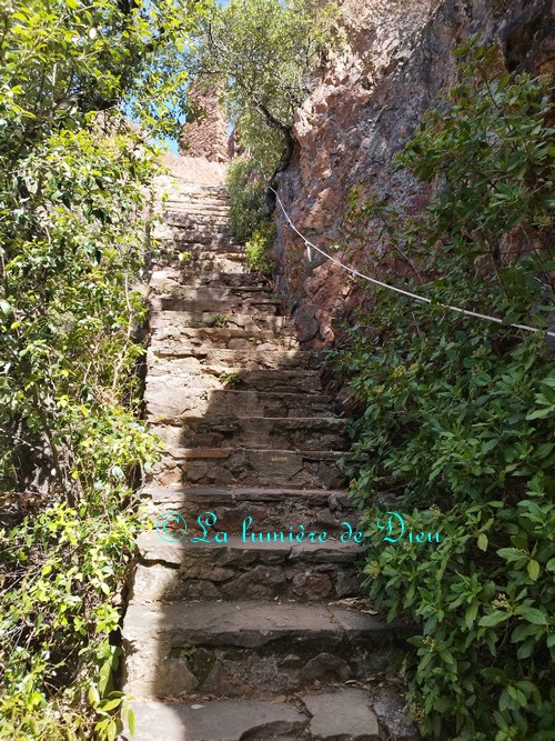 Saint Raphaël, la grotte saint Honorat (Sainte Baume)