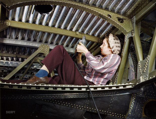 decouvrez-des-photographies-extraordinaires-de-la-seconde-guerre-mondiale-en-couleurs13