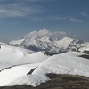 Du sommet Ouest du col de l'Iou (2210 m), le massif de Sesques