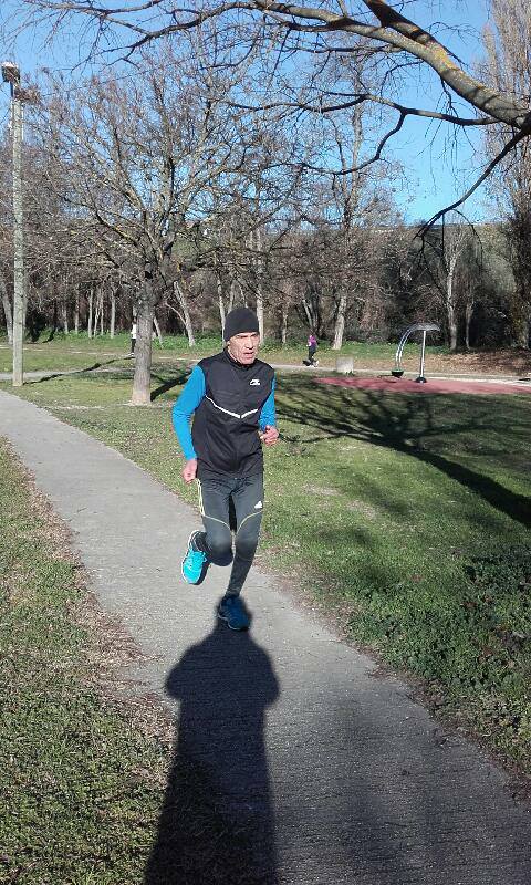 Entrainement de 13mile - Page 17 RjPVJSezNTENEiXtCELaDU3T04M