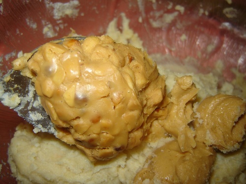 Gâteaux au beurre de cacahuètes et amandes.