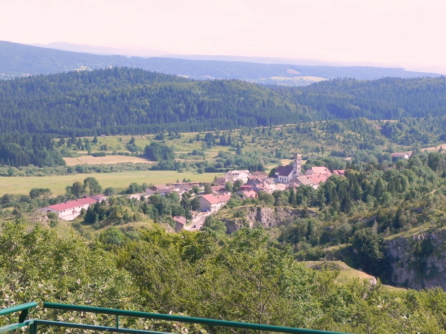 Le pic de l'Aigle près de Chaux du Dombief