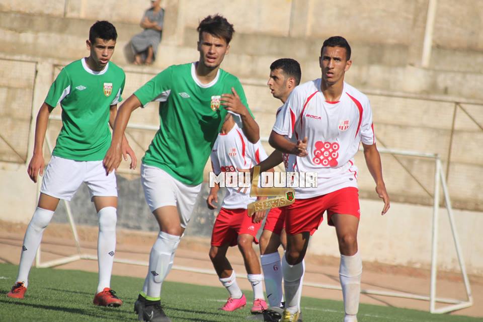 Jeudi 28.7.2016 équipe réserves MCA-CRB 0-0 en amical à Zeralda